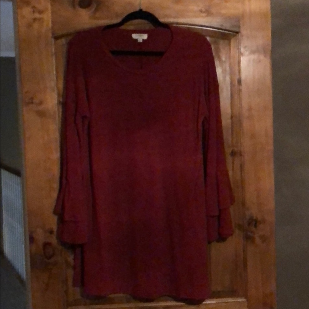 Women’s long sleeve shirt